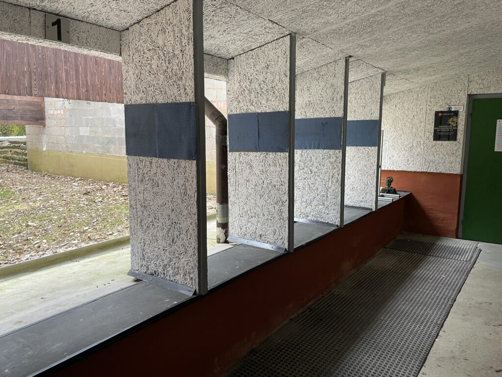 Blick auf den 25m Kurzwaffenstand des Schützenvereins 1959 Battweiler